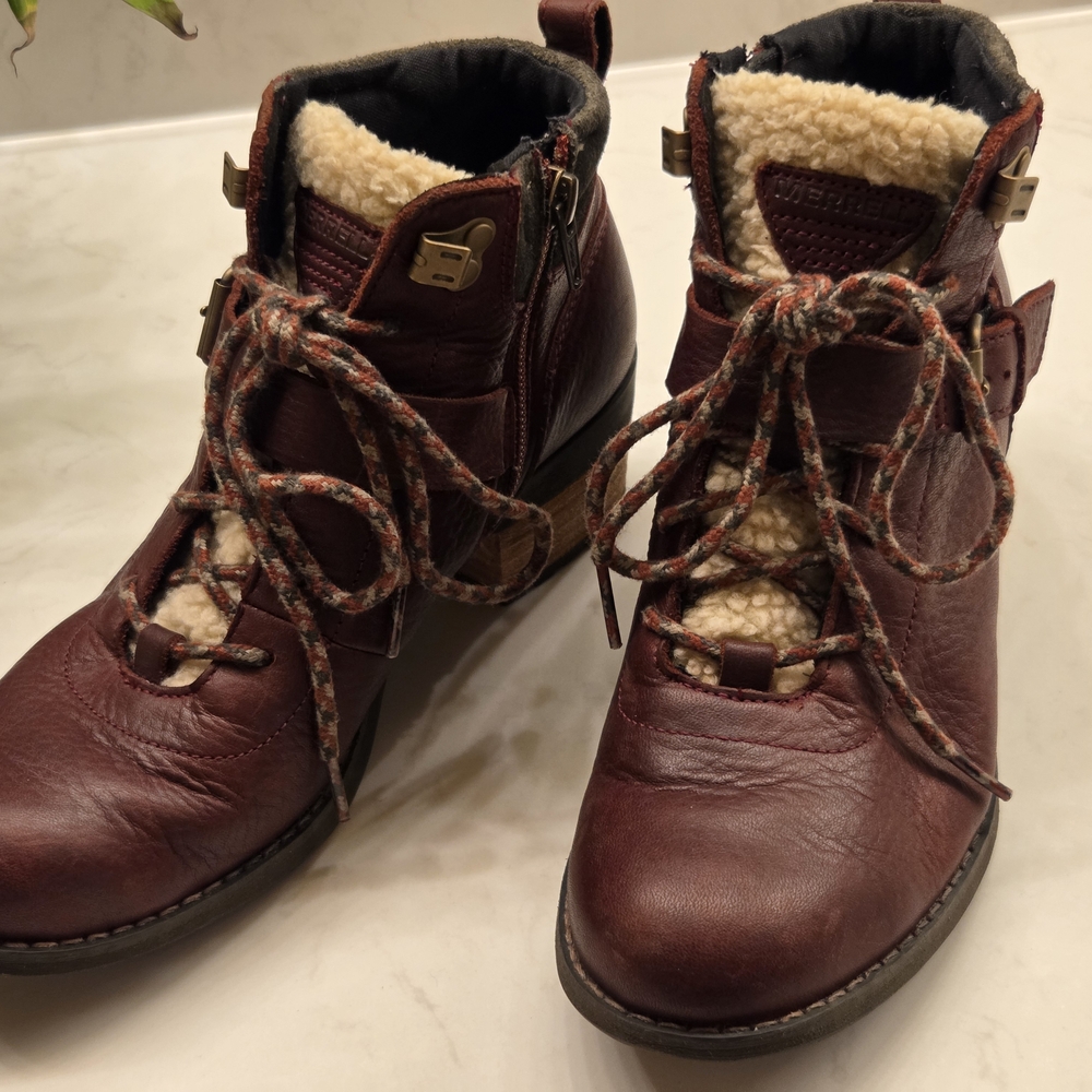 Merrell Women's Burgundy Leather Ankle Boots